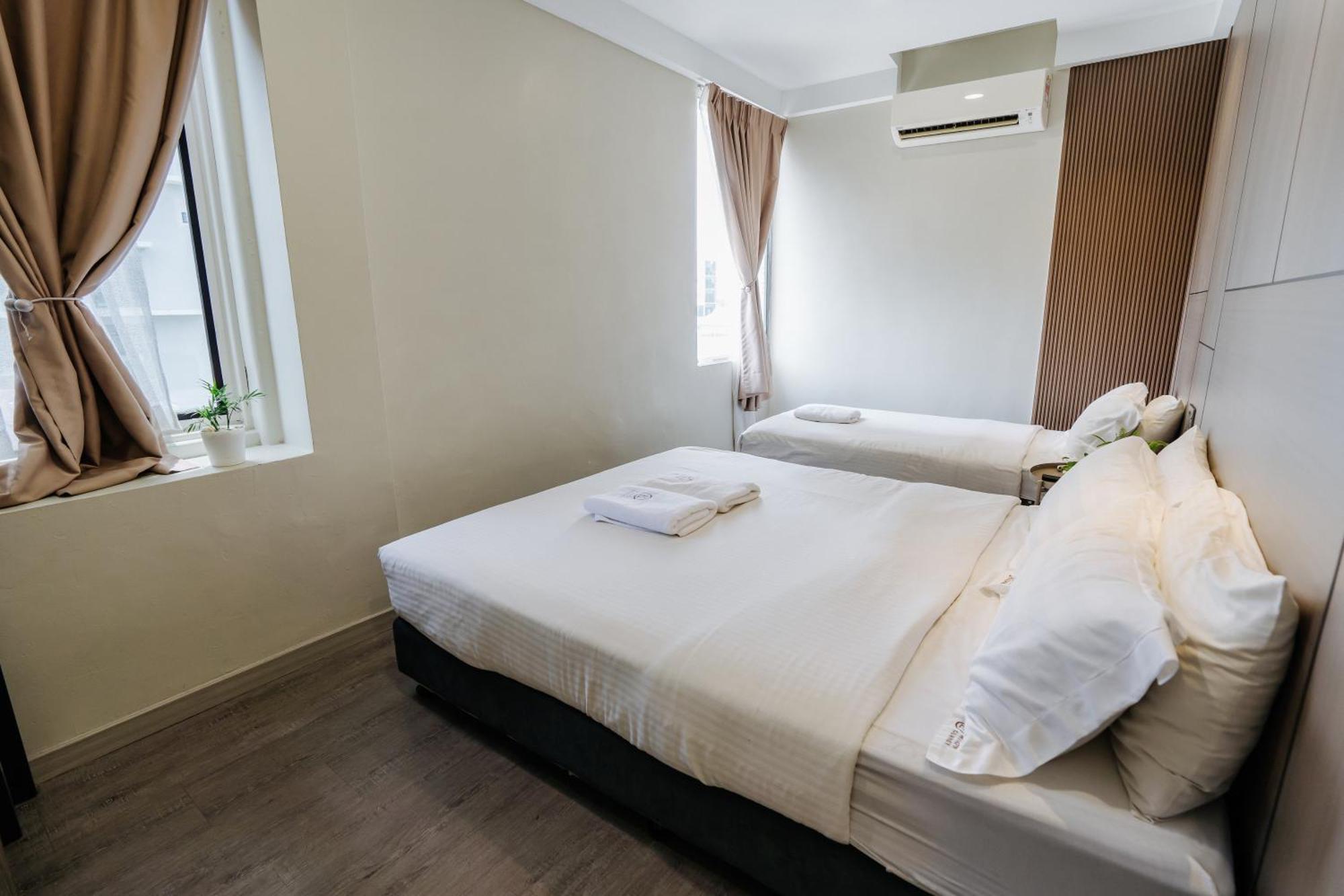 Wangs Hotel Gurney Drive Джордж Таун Екстериор снимка